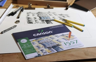 Папка с бумагой для графики Canson 1557 Dessin Ja 160г/кв.м 24*32см мелкое зерно 10 листов