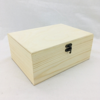 Заготовка Timberlicious деревянная для декорирования шкатулка c замком 22х16х9 см