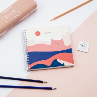 Скетчбук на гребне MESHU "Mountcats" 120г/кв.м, 15х15см, soft-touch, 60л.