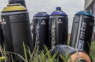 Аэрозольная краска для граффити HARDCORE от MTN глянцевая