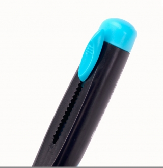 Ластик выдвижной BRAUBERG "Blaster", 112х21х24мм, белый, пластиковый держатель ассорти, 223593